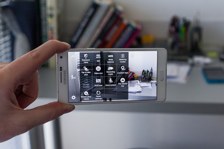 Samsung Galaxy A7 (3).jpg